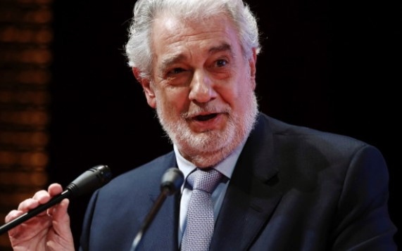 Името на оперната звезда Пласидо Доминго се появява в разследване